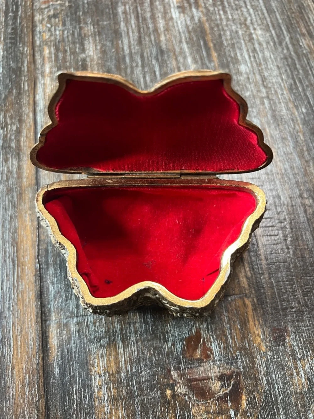Ornate Butterfly Filigree Trinket Box in Antique Gold and Red Vintage